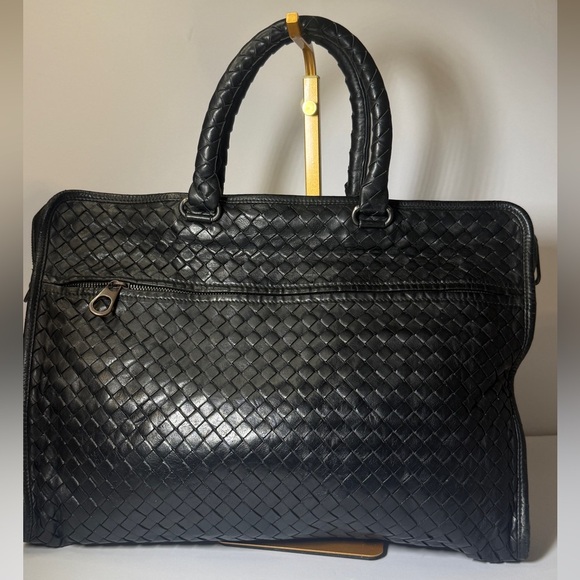Authentic Bottega Veneta Brown Woven Lambskin Leather Medium  Authentic Bottega Veneta Woven Leather Bag